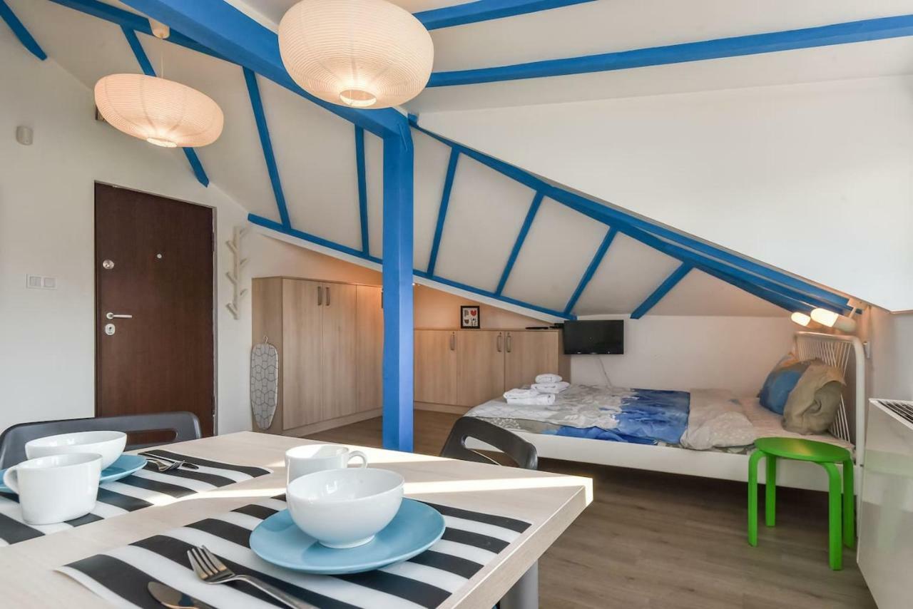 The Ivy House - A Cozy Attic Near The City Center By Flat Mаnager 索菲亞 外观 照片